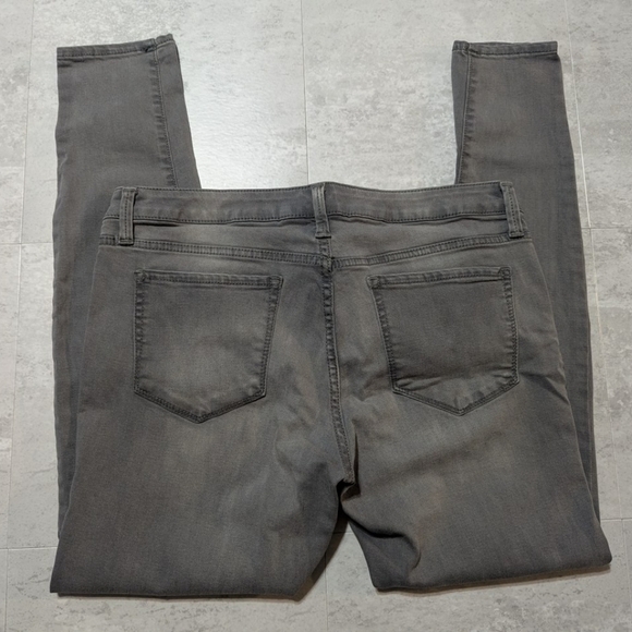 Stylus size 12 jean leggings gray in great condition - Picture 3 of 10